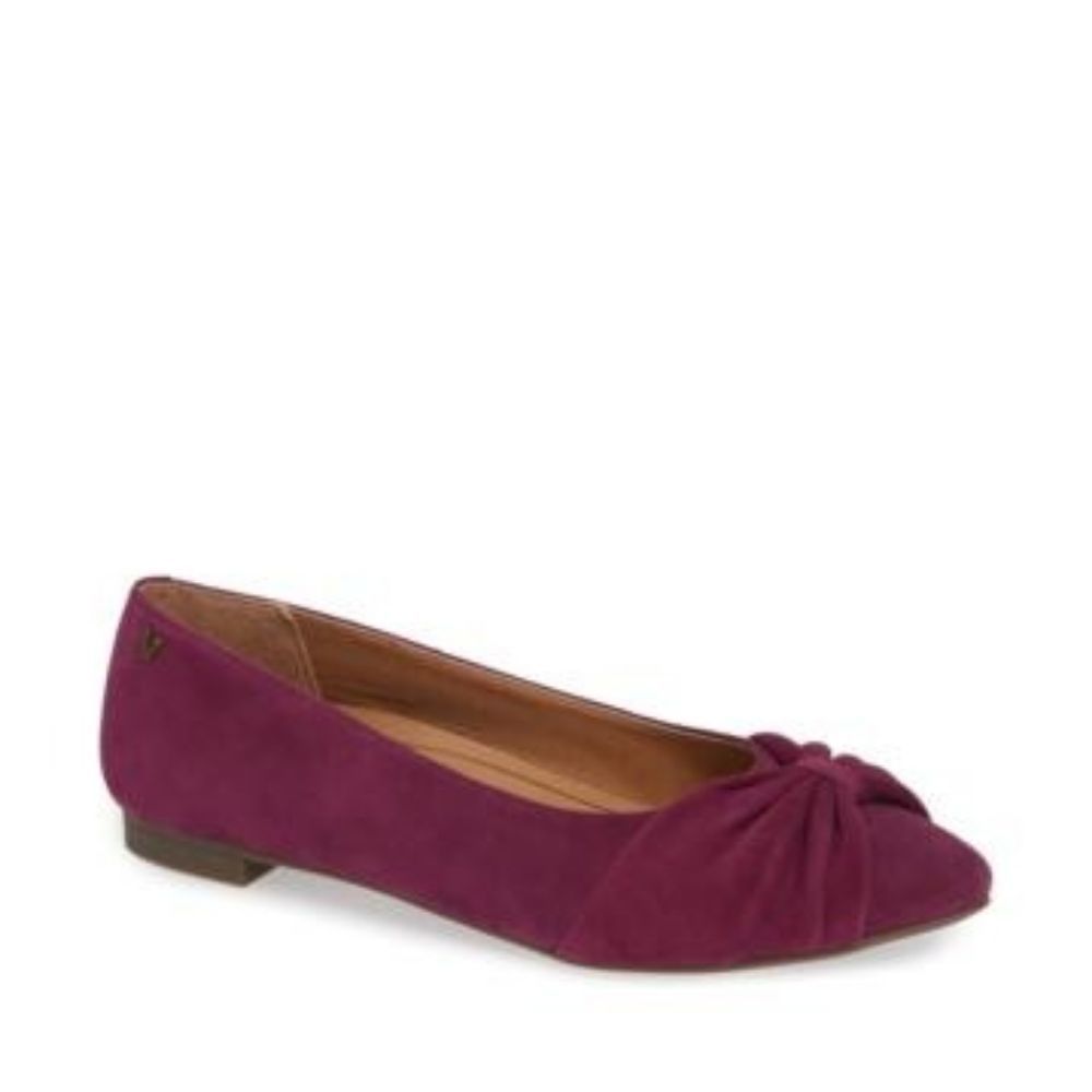 Vionic Gramercy Pointy Toe Flat 6